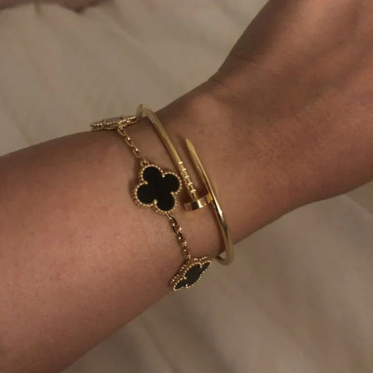 CLOVER | Black/Gold Bracelet | EXTRA 10% OFF - Image 3