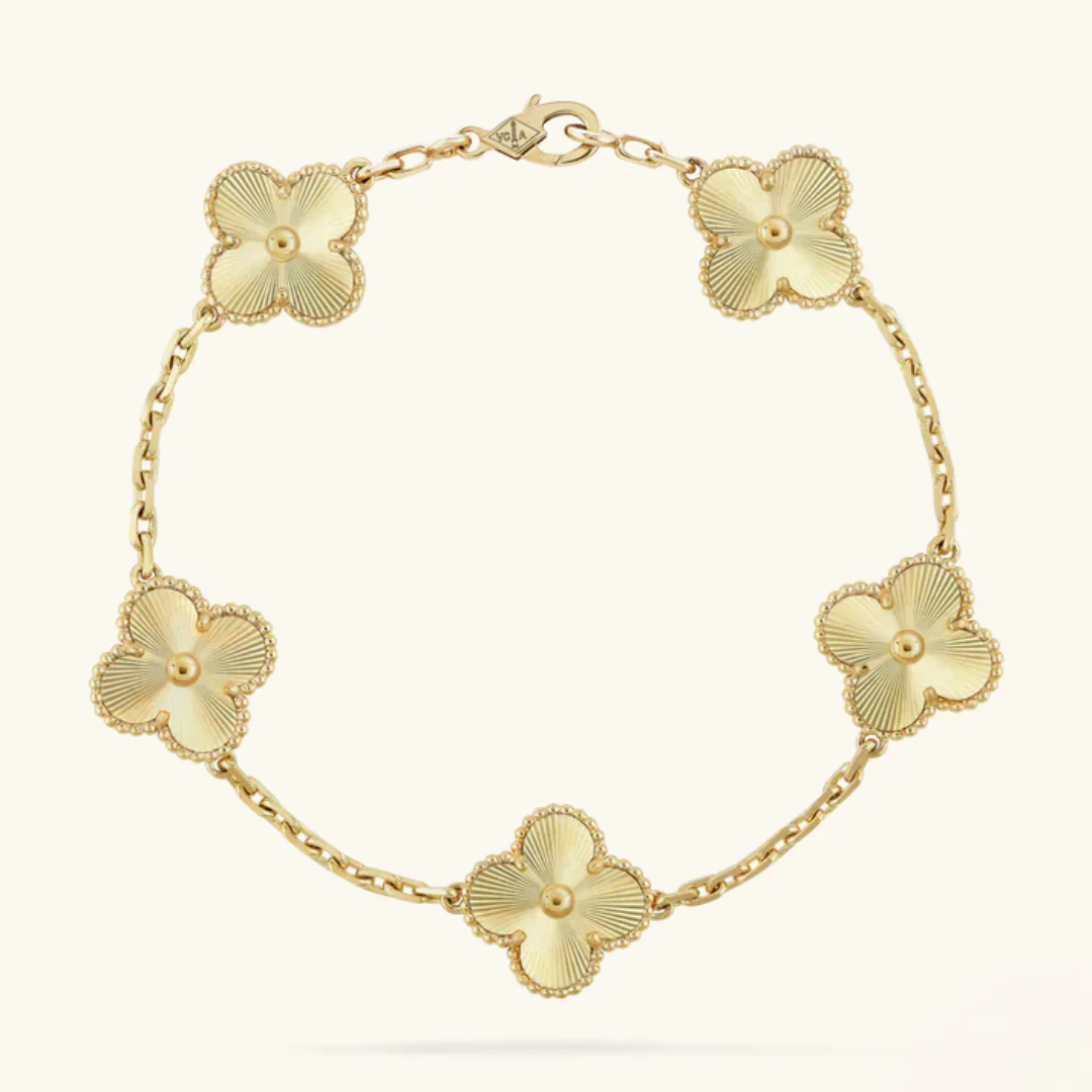 CLOVER | Gold Bracelet | EXTRA 10% OFF